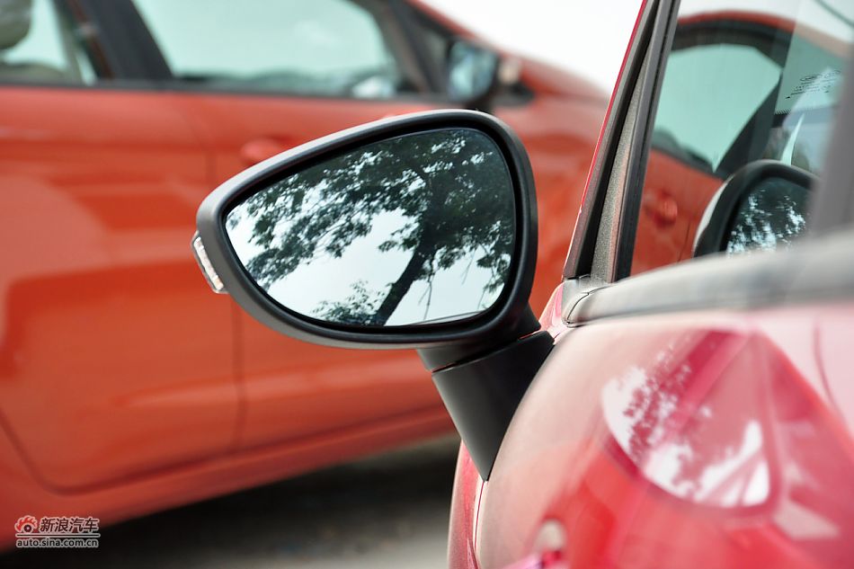 2011款嘉年华高清到店实拍