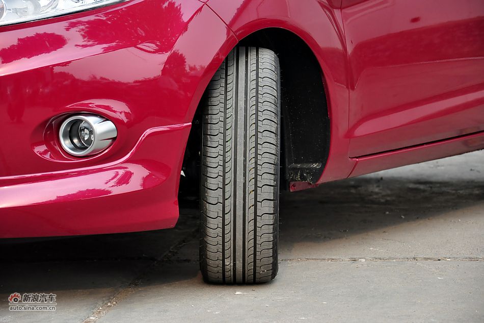 2011款嘉年华高清到店实拍