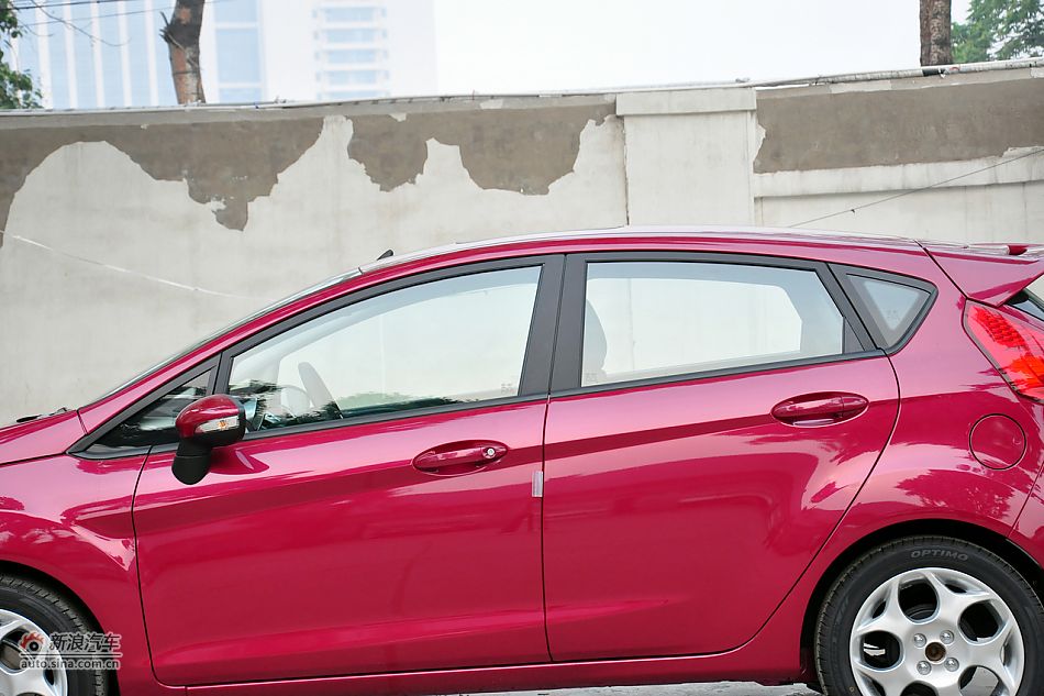 2011款嘉年华高清到店实拍