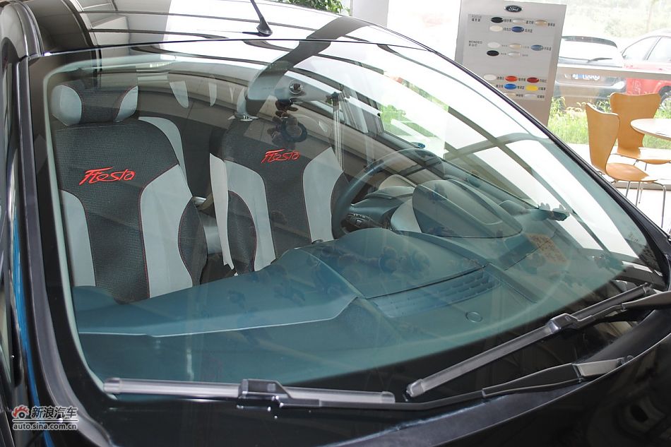 09款新嘉年华1.5L自动时尚型