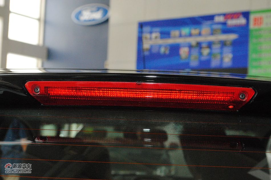 09款新嘉年华1.5L自动时尚型