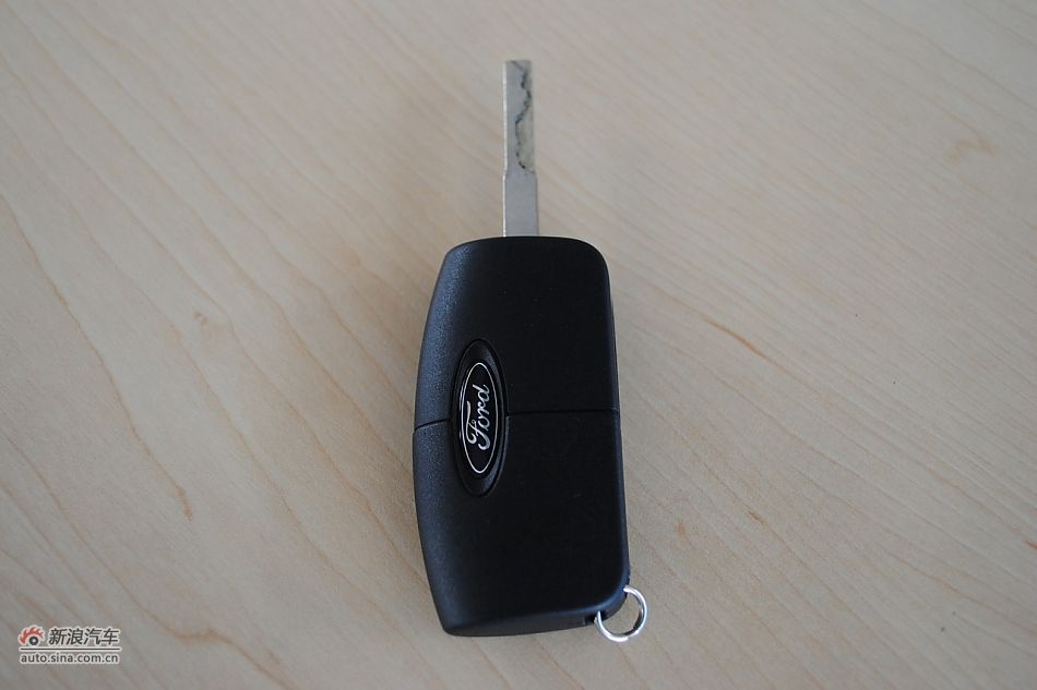 09款新嘉年华1.5L自动时尚型