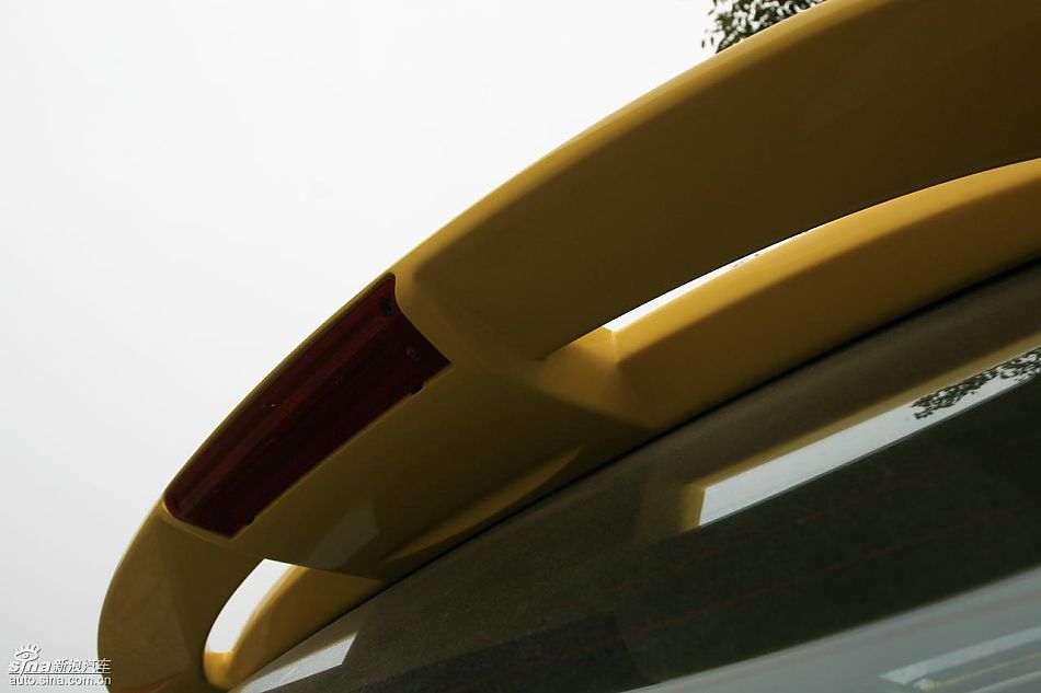 新嘉年华1.5L手动时尚限量版