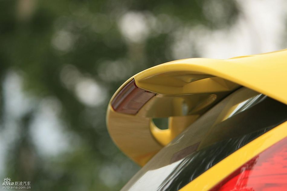 新嘉年华1.5L手动时尚限量版