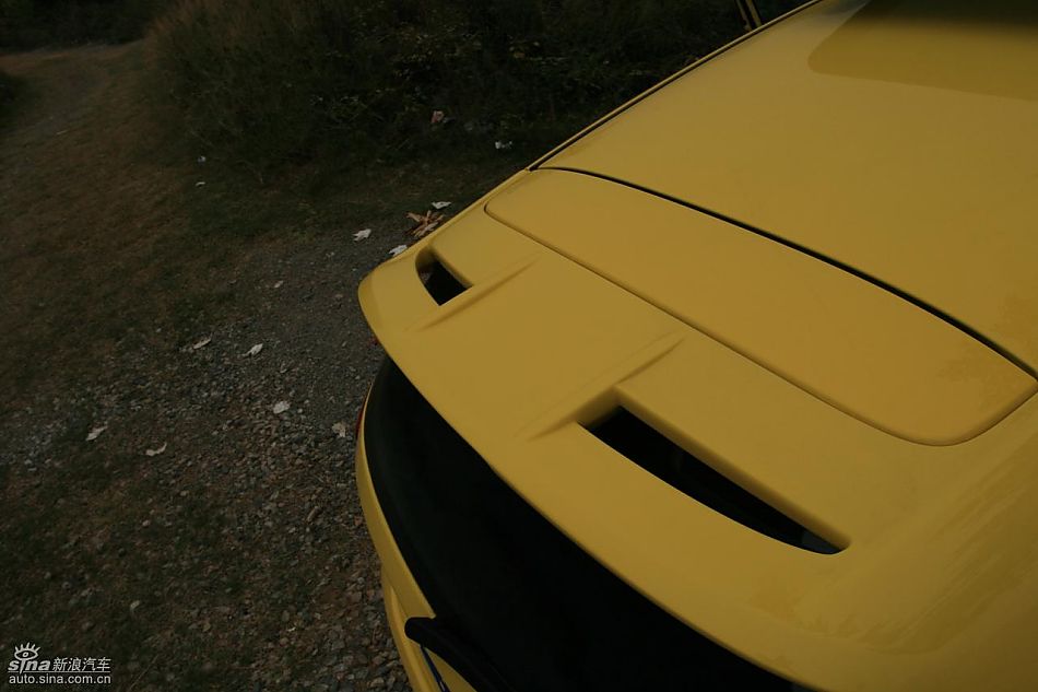 新嘉年华1.5L手动时尚限量版