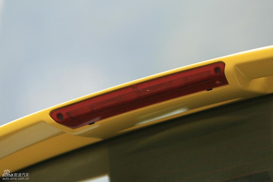 新嘉年华1.5L手动时尚限量版