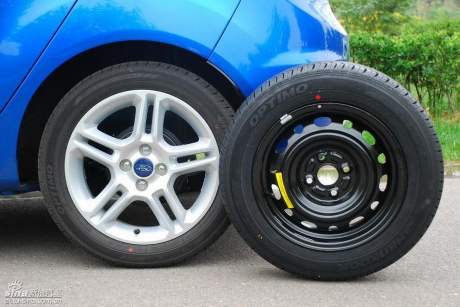 新嘉年华两厢轮胎