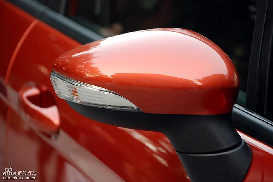 新嘉年华外观实拍