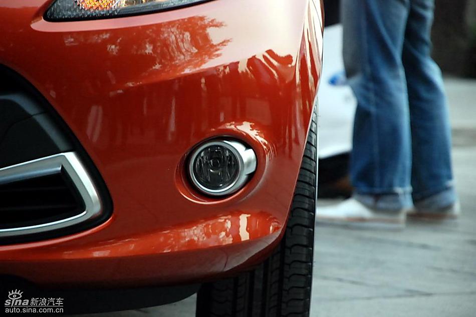 新嘉年华外观实拍