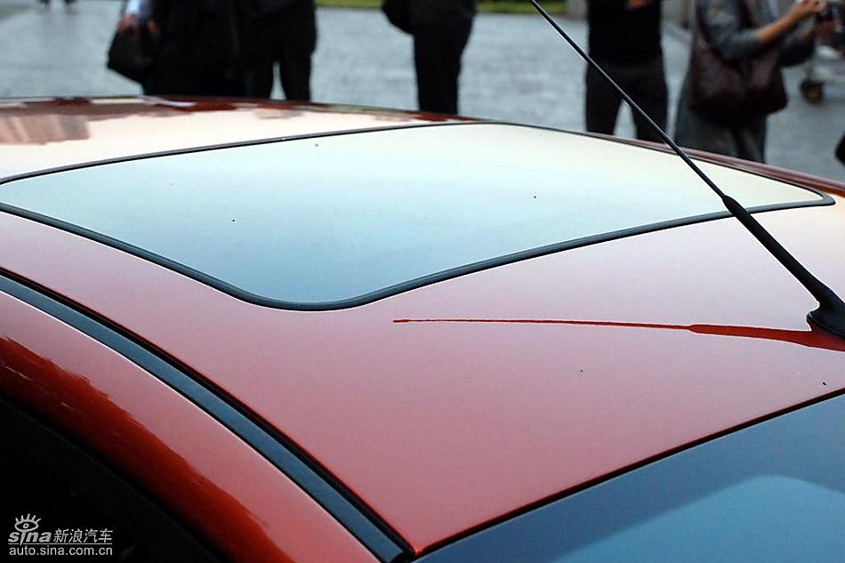 新嘉年华外观实拍