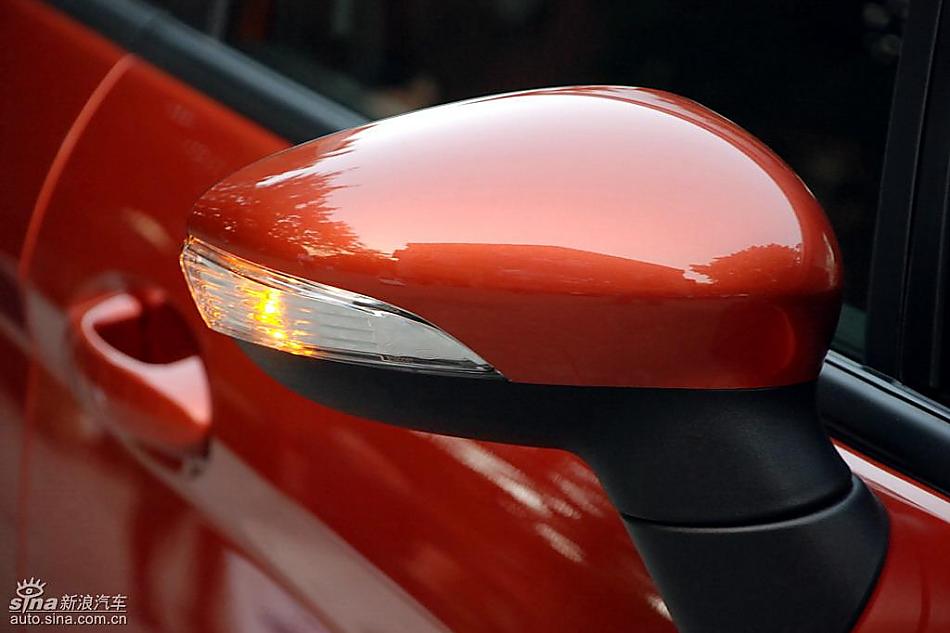 新嘉年华外观实拍