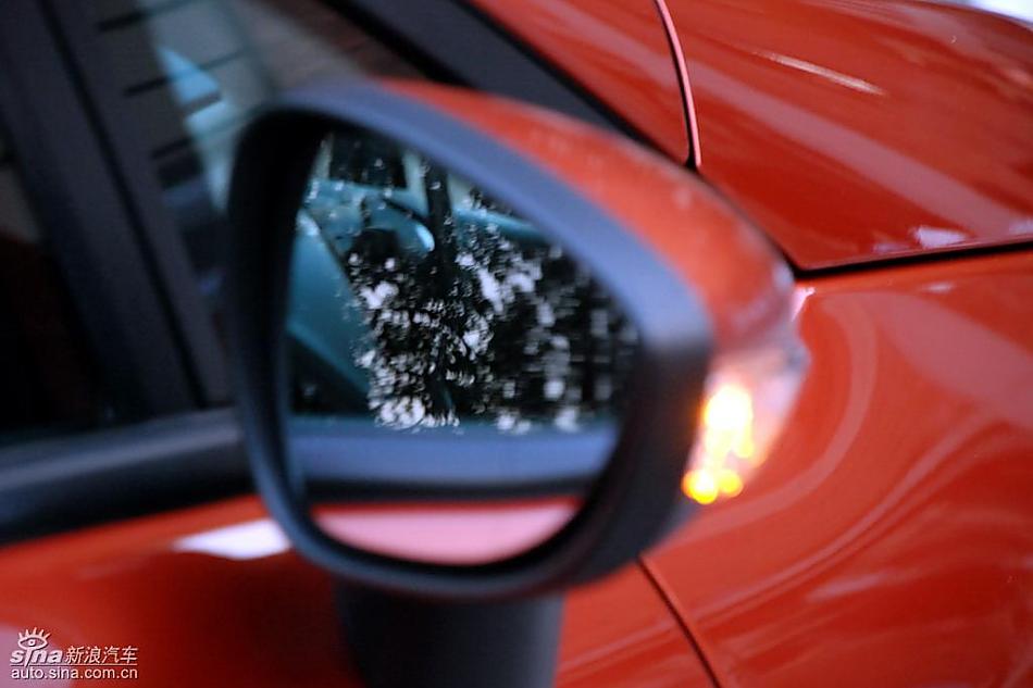 新嘉年华外观实拍