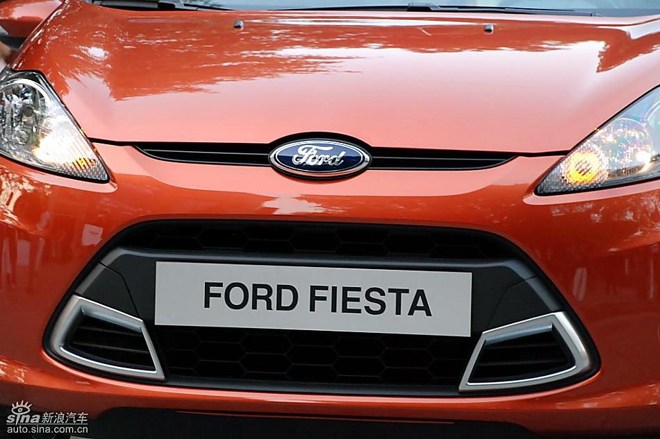 新嘉年华外观实拍