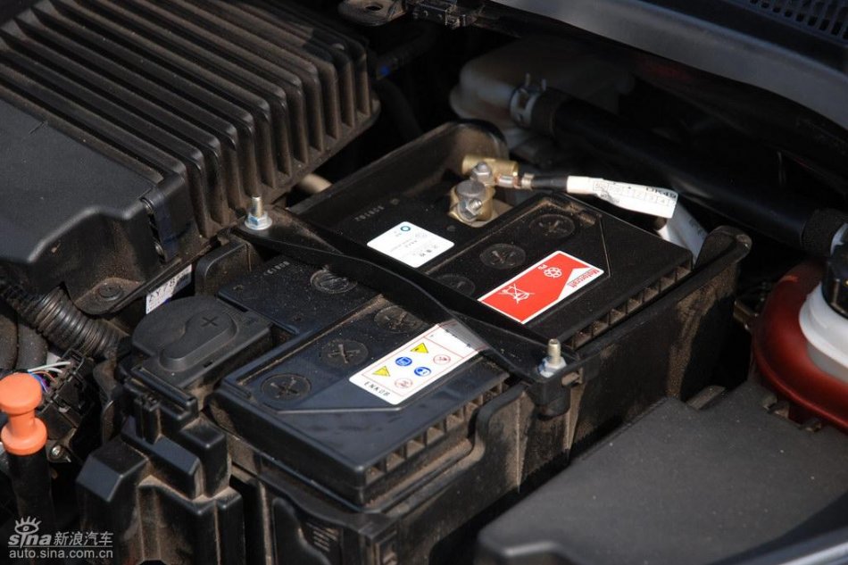 两厢1.5自动运动型内饰