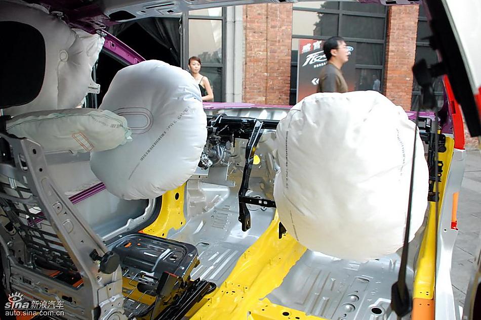 新嘉年华结构实拍