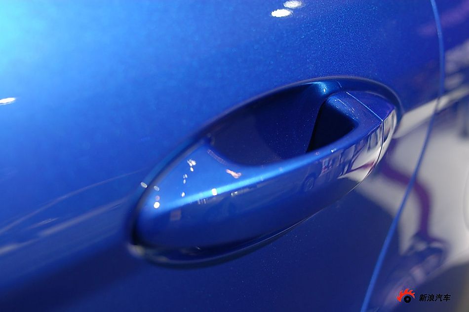 福特新嘉年华两厢