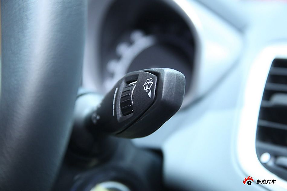 福特新嘉年华两厢