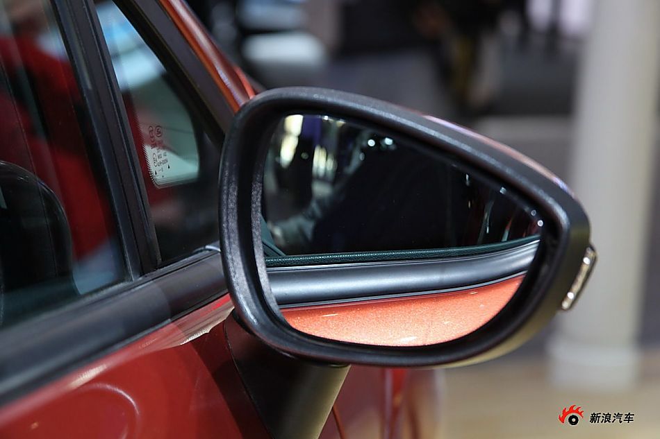 福特新嘉年华两厢