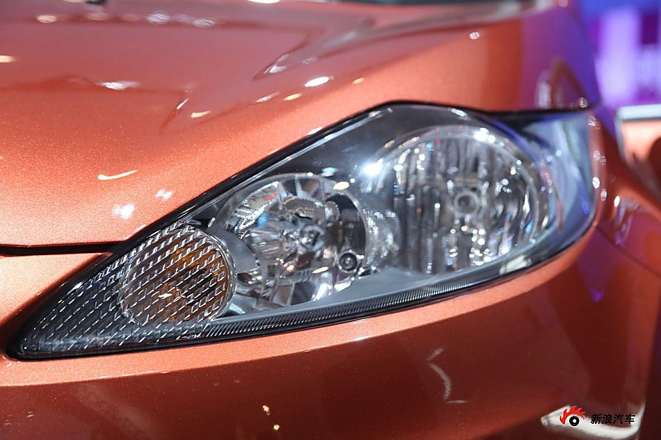 福特新嘉年华两厢