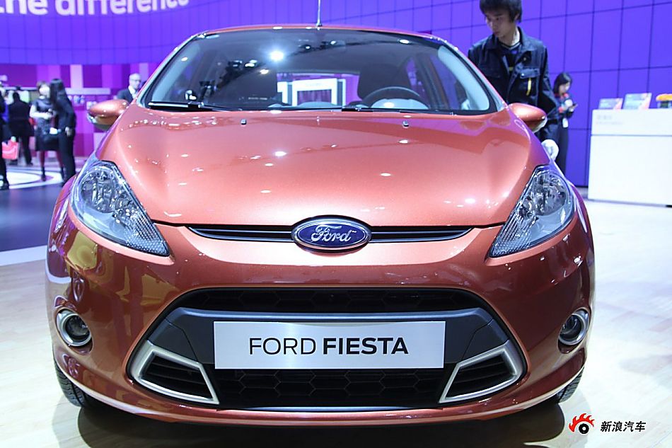 福特新嘉年华两厢