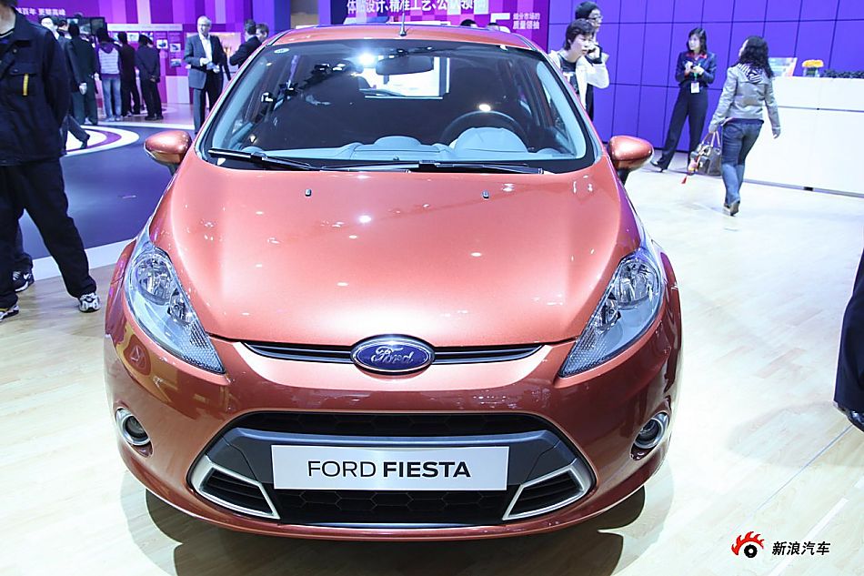 福特新嘉年华两厢