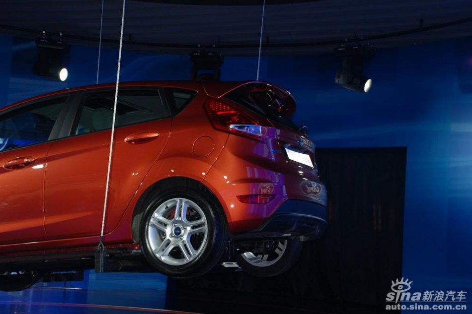 福特新嘉年华两厢