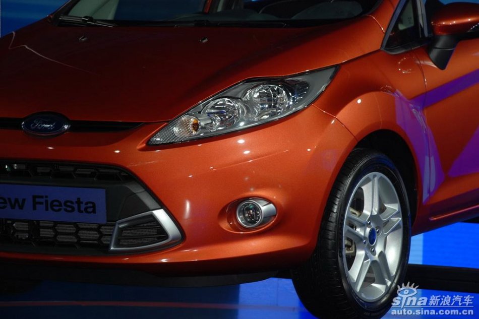 福特新嘉年华两厢