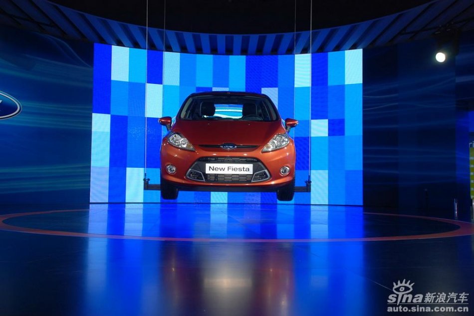 福特新嘉年华两厢