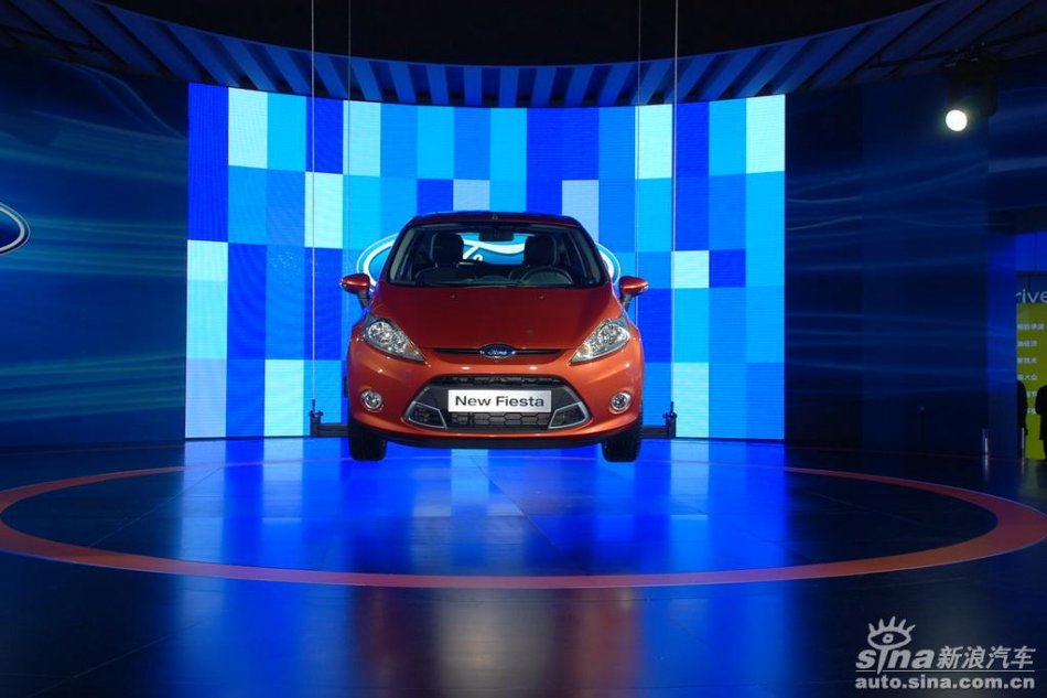 福特新嘉年华两厢