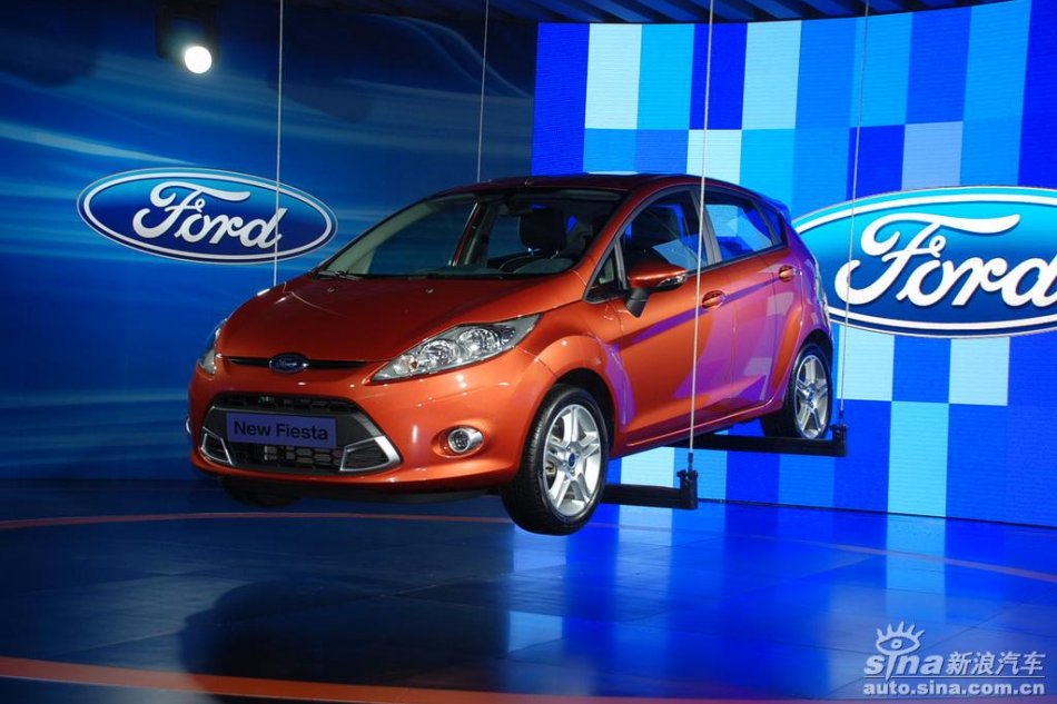 福特新嘉年华两厢