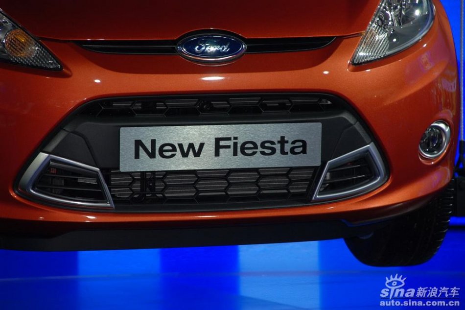 福特新嘉年华两厢