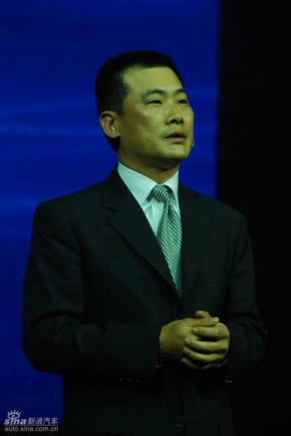 长安福特销售公司常务副总经理邢钢宣布新嘉年华价格