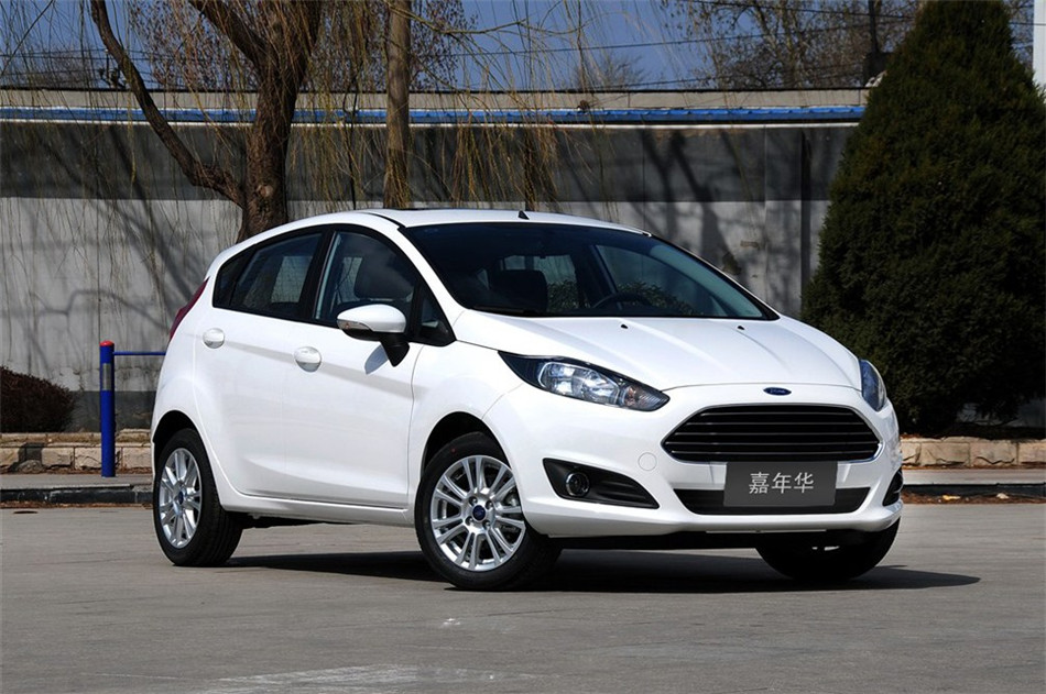 两厢 2013款 1.5L AT 品尚型 外观