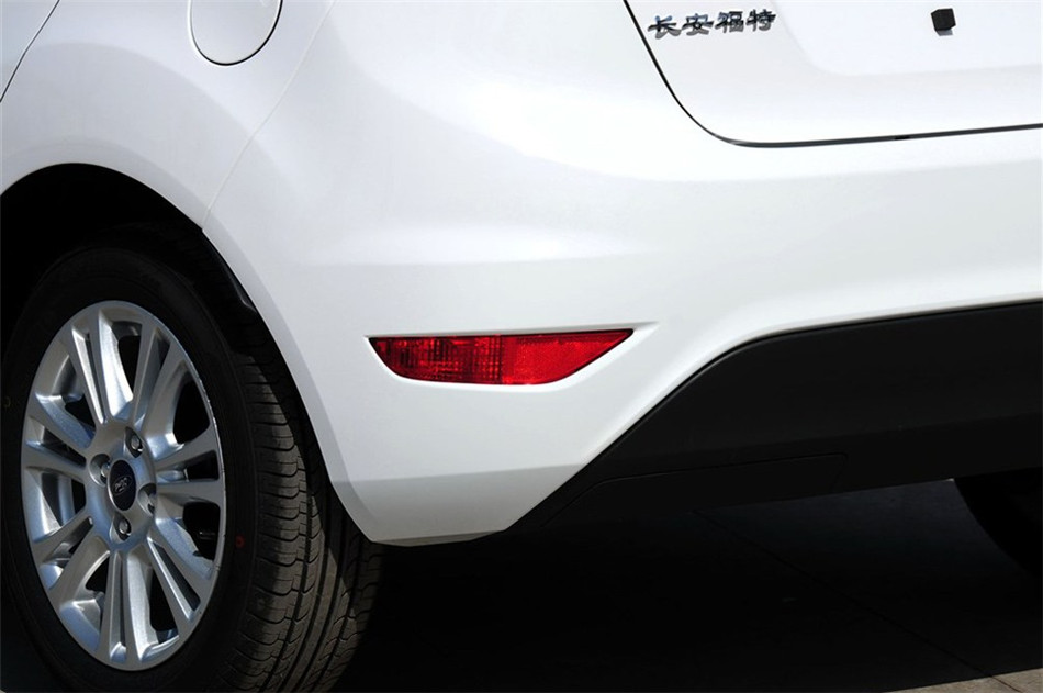 两厢 2013款 1.5L AT 品尚型 其他