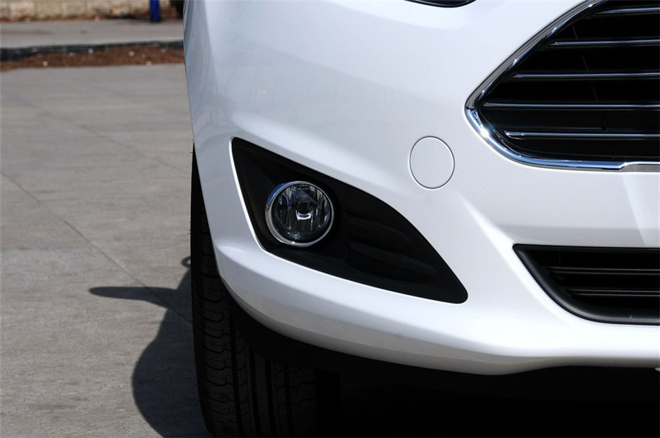 两厢 2013款 1.5L AT 品尚型 其他