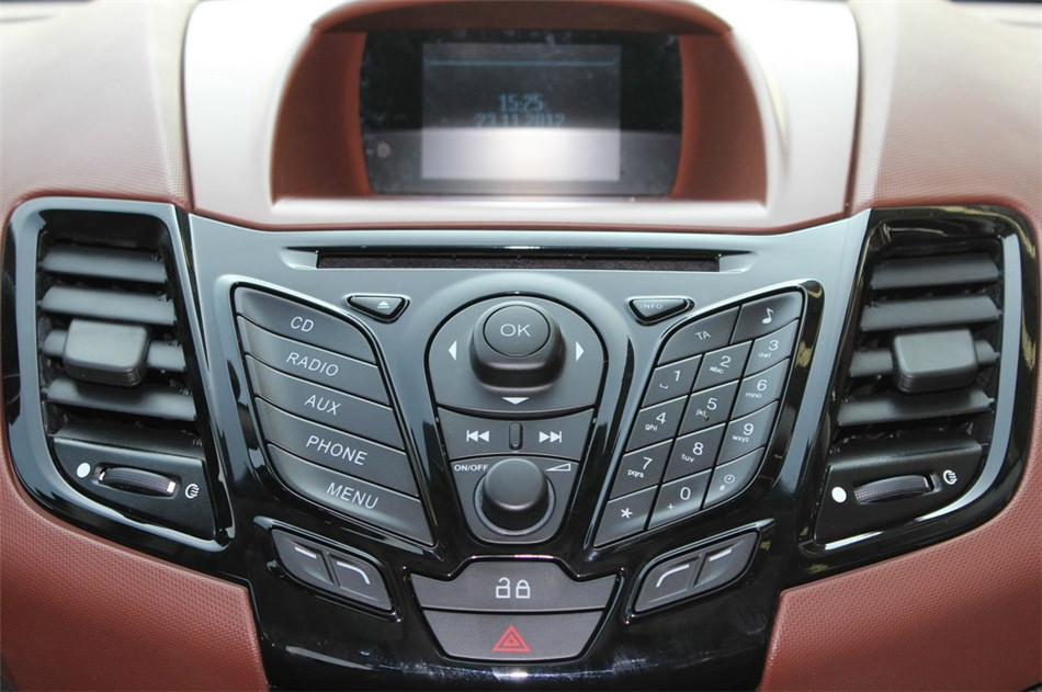 嘉年华 两厢 2014款 1.0T GTDi AT 劲动型 内饰