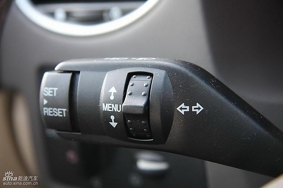 新款福克斯试驾实拍图内饰