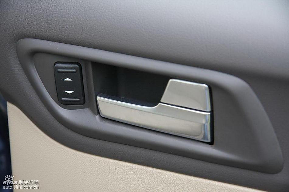 新款福克斯试驾实拍图内饰