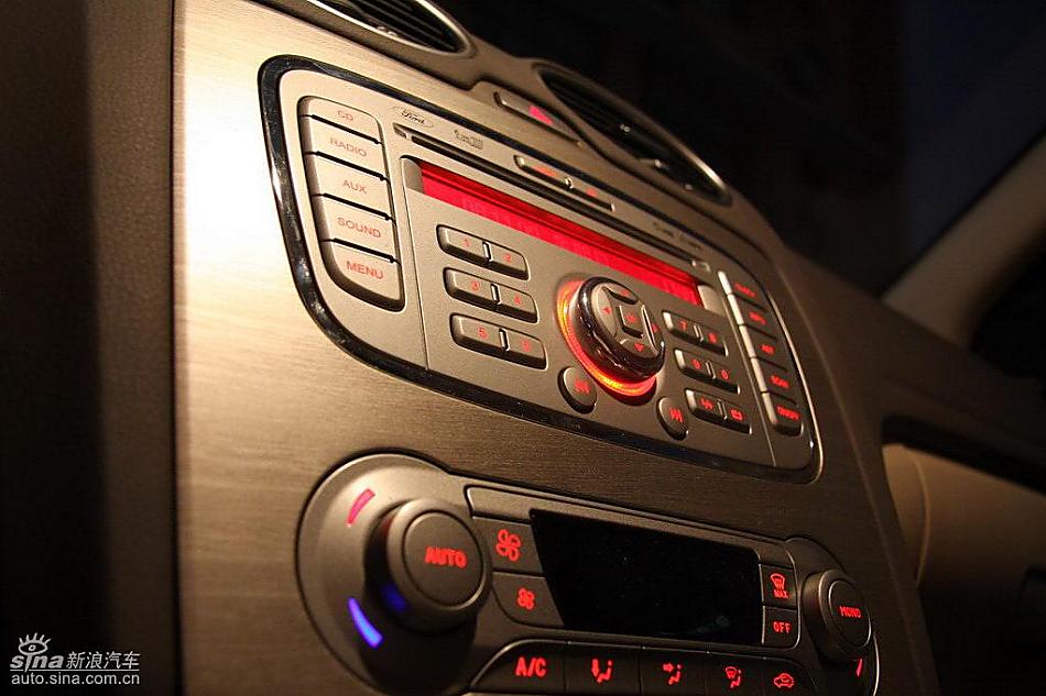 新款福克斯试驾实拍图内饰