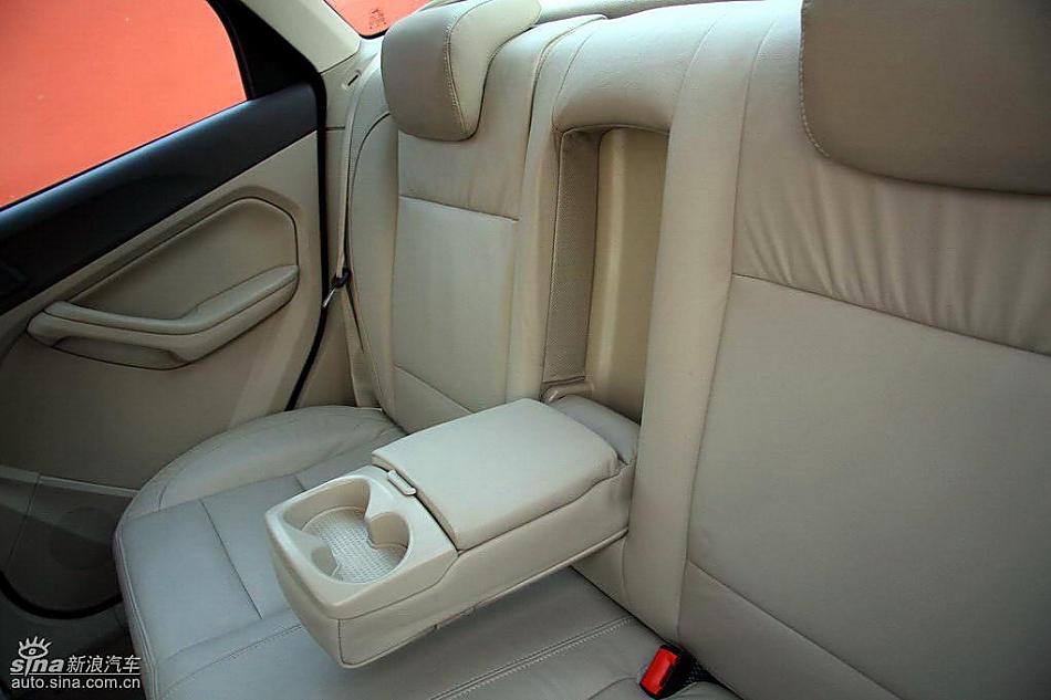 新款福克斯试驾实拍图内饰