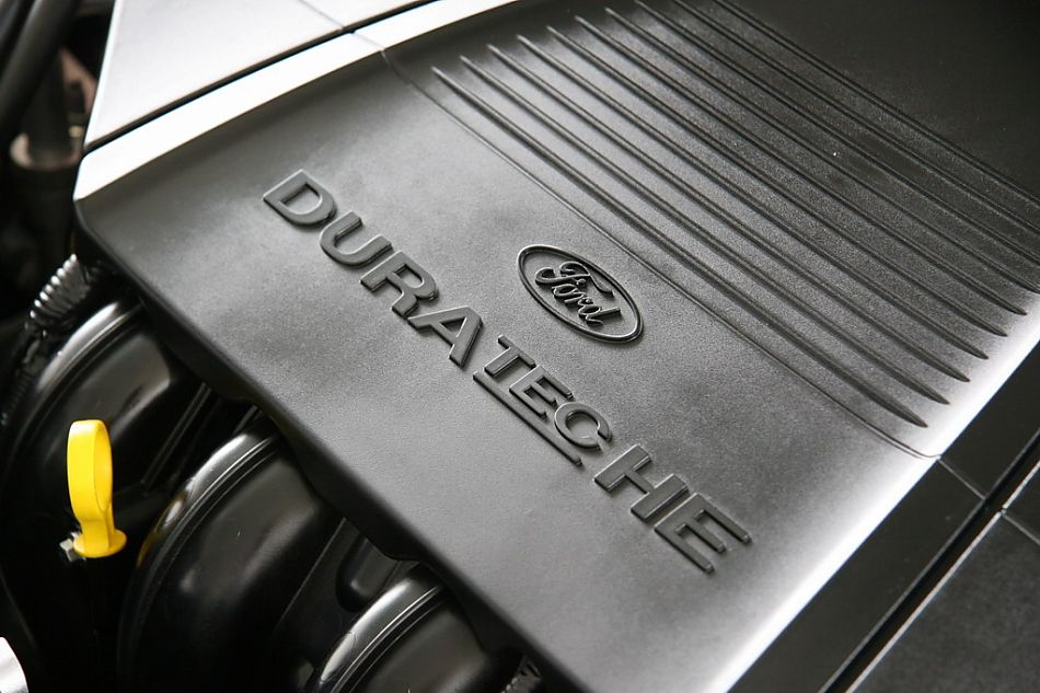 长安福特07款三厢福克斯发动机