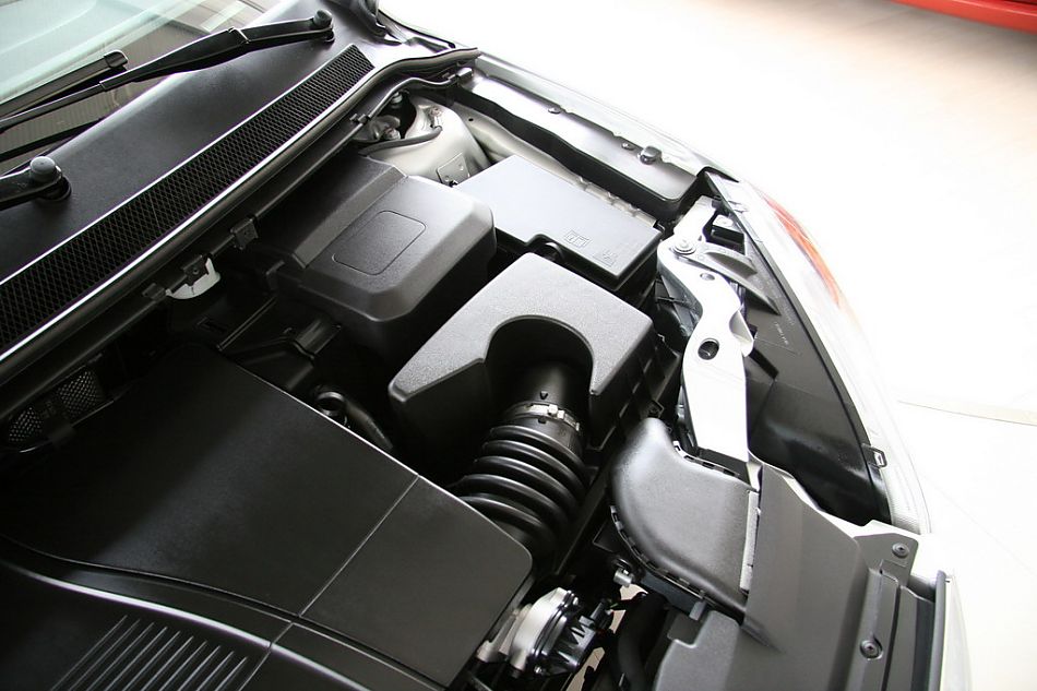 长安福特07款三厢福克斯发动机