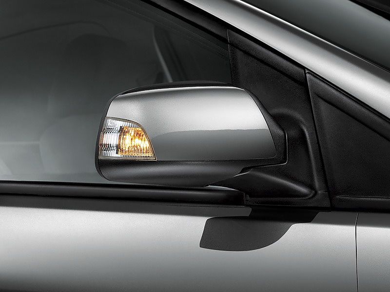 09款三厢福克斯外观