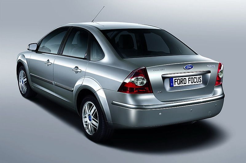 07款三厢福克斯