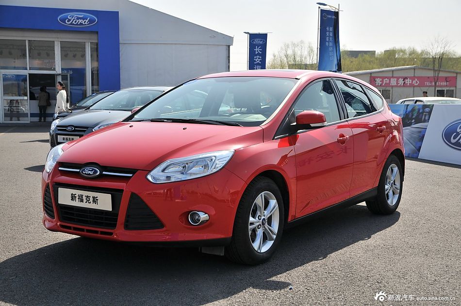 2012款福特新福克斯