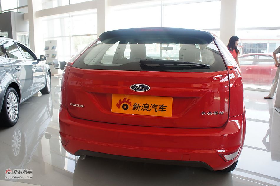 2011款福克斯两厢1.8手动舒适型外观及细节