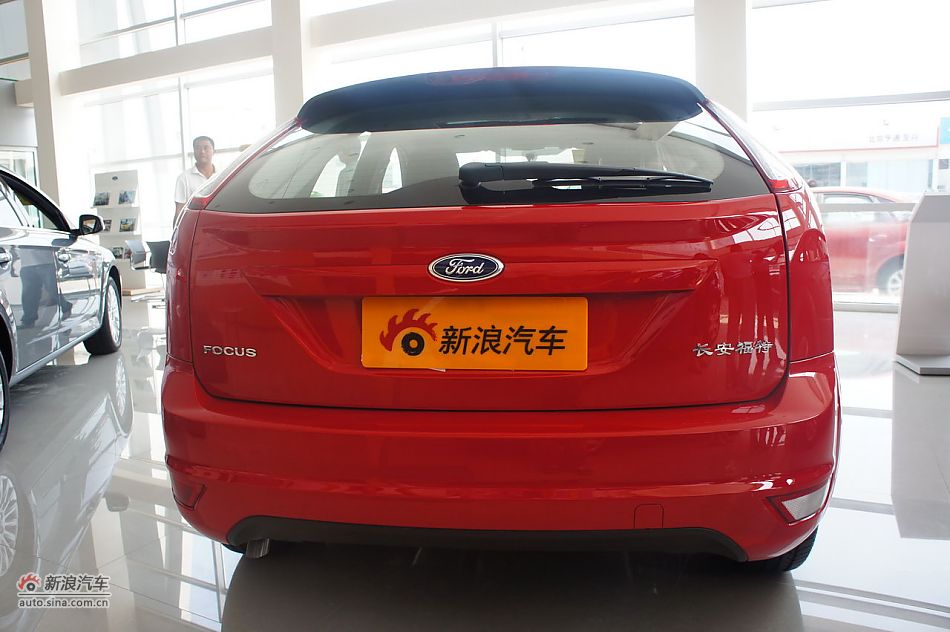 2011款福克斯两厢1.8手动舒适型外观及细节