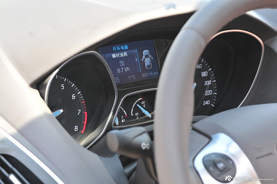 2012款福特新福克斯