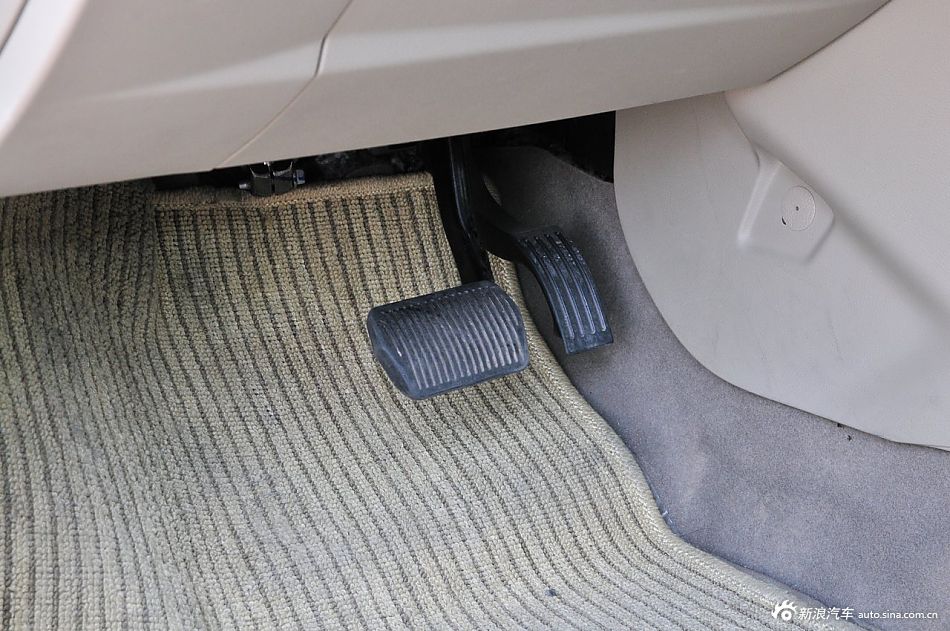 2012款福特新福克斯