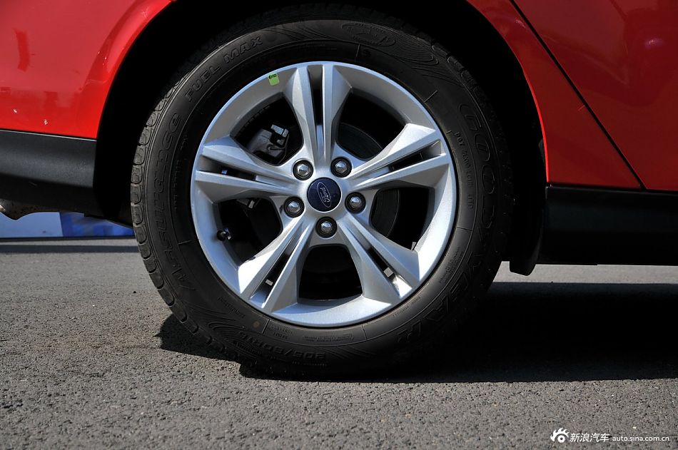 2012款福特新福克斯